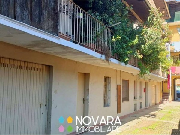 casa indipendente in vendita a Galliate
