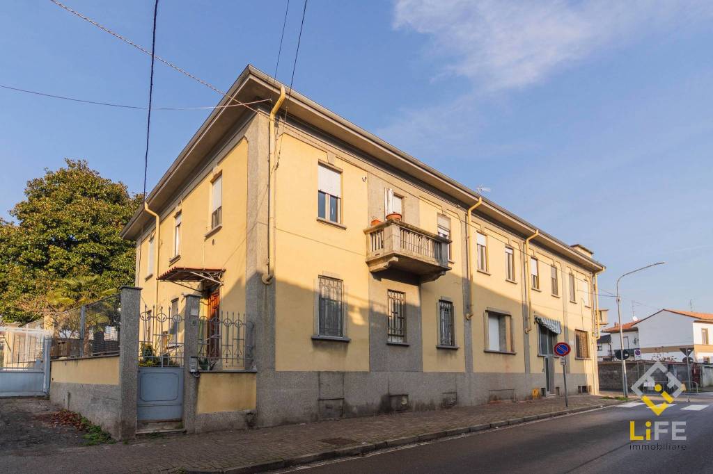 appartamento in vendita a Galliate