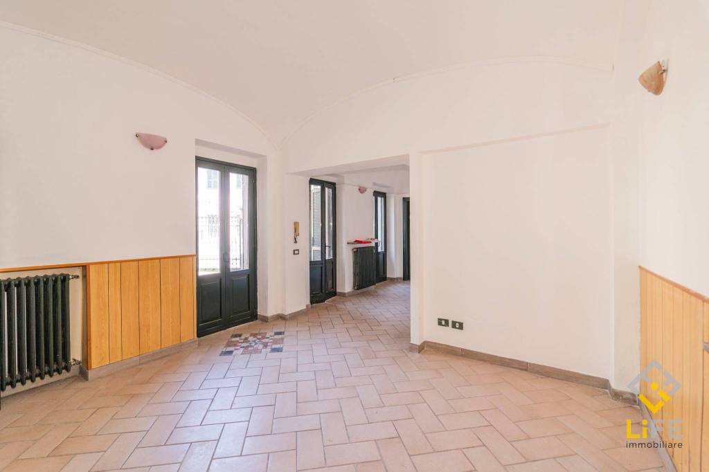 appartamento in vendita a Galliate