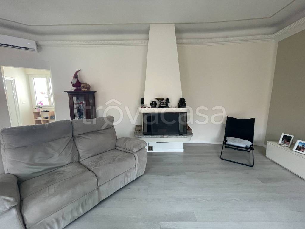 appartamento in vendita a Galliate