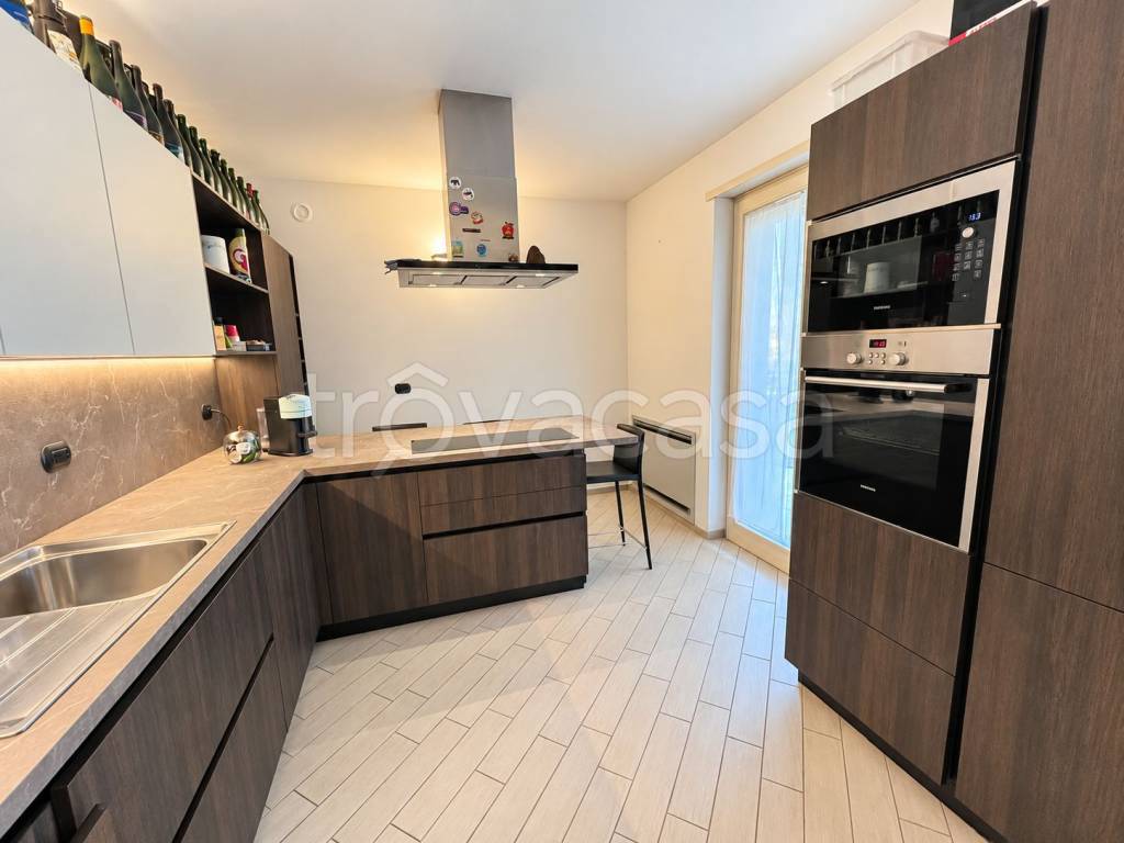 appartamento in vendita a Galliate