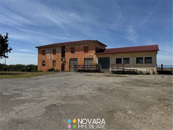 casa indipendente in vendita a Garbagna Novarese