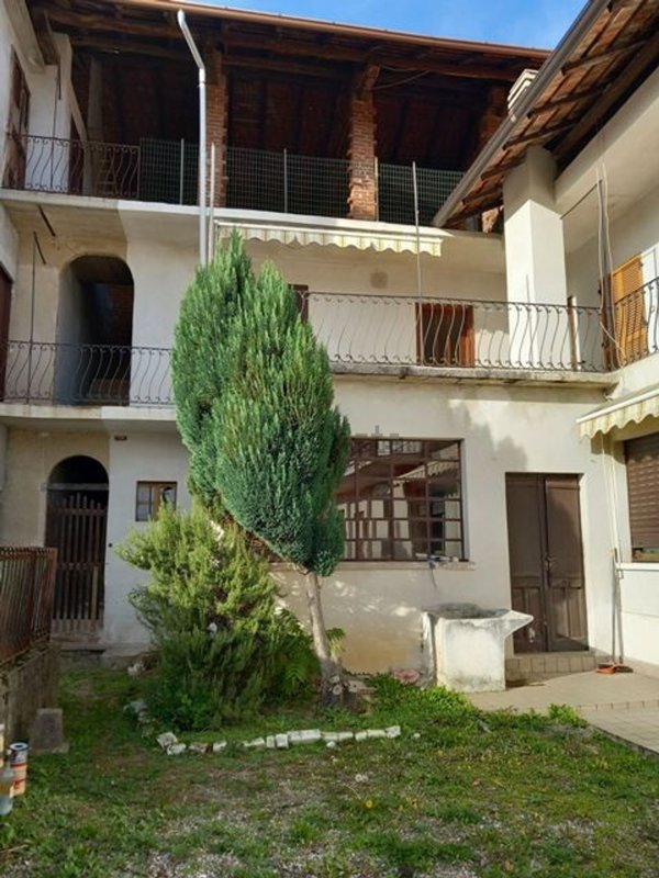 casa indipendente in vendita a Gargallo