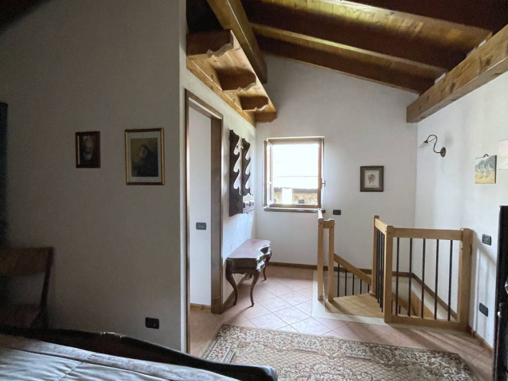 casa indipendente in vendita a Ghemme in zona Ferrera