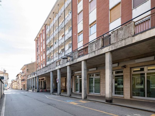 negozio in vendita a Ghemme