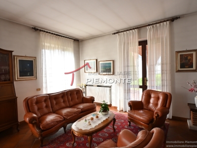 casa indipendente in vendita a Ghemme