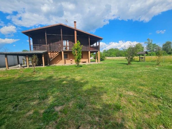 casa indipendente in vendita a Ghemme