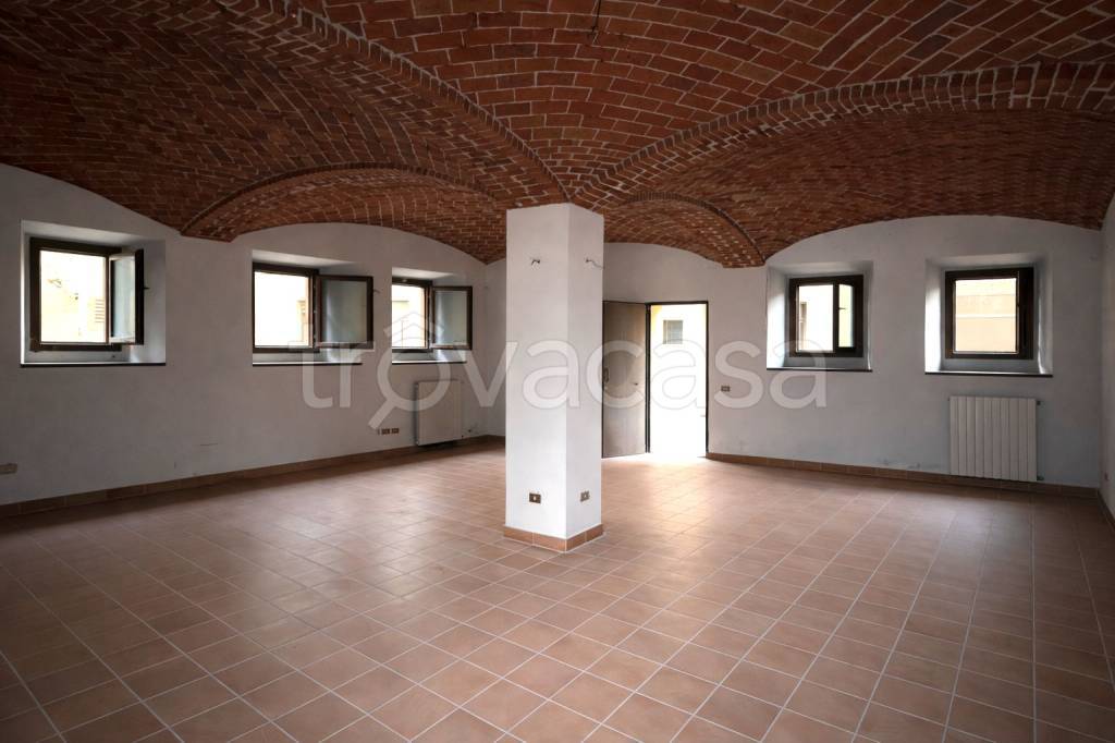 negozio in vendita a Ghemme
