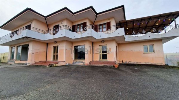 casa indipendente in vendita a Ghemme