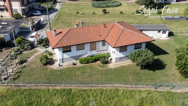 casa indipendente in vendita a Ghemme