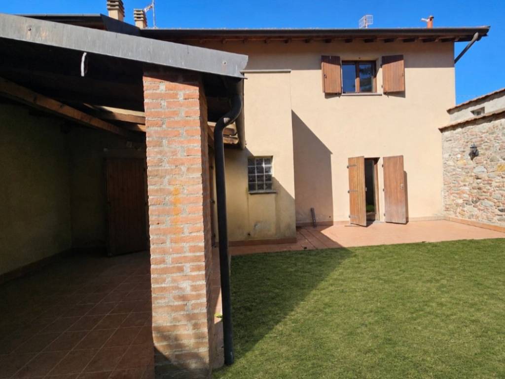 casa indipendente in vendita a Ghemme
