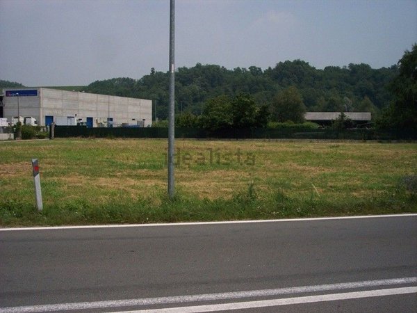 terreno edificabile in vendita a Ghemme