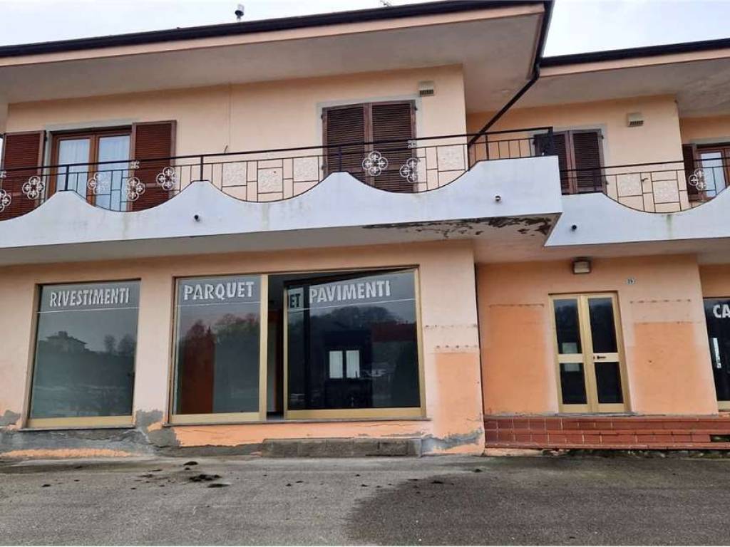 negozio in vendita a Ghemme