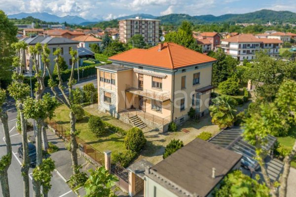 casa indipendente in vendita a Gozzano