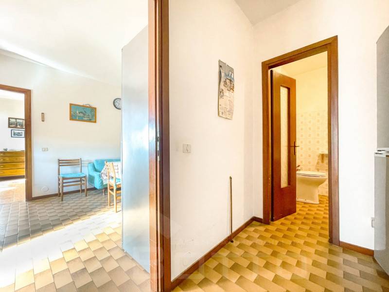 casa indipendente in vendita a Gozzano in zona Auzate