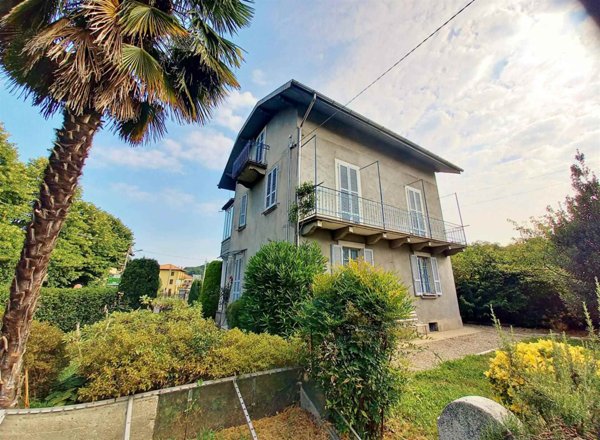 casa indipendente in vendita a Gozzano