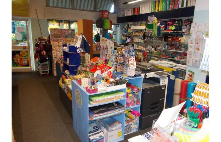 negozio in vendita a Gozzano