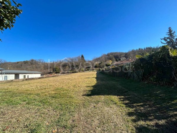 terreno edificabile in vendita a Gozzano