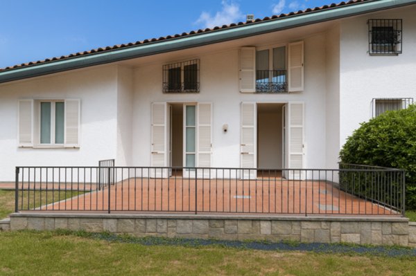 casa indipendente in vendita a Gozzano