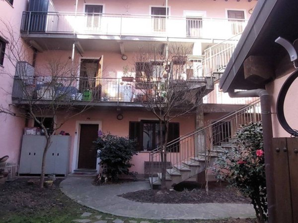 appartamento in vendita a Gozzano in zona Auzate