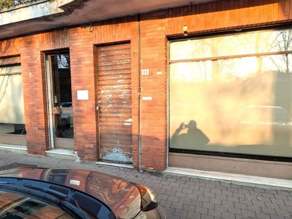 negozio in vendita a Gozzano