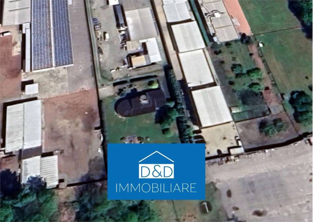 casa indipendente in vendita a Gozzano