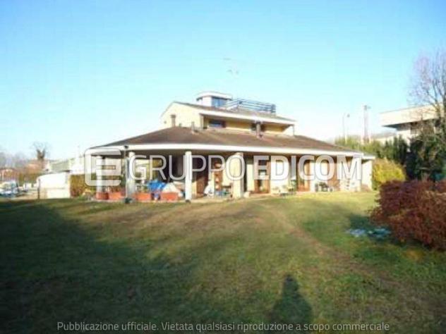 casa indipendente in vendita a Gozzano