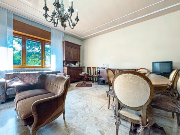 casa indipendente in vendita a Gozzano