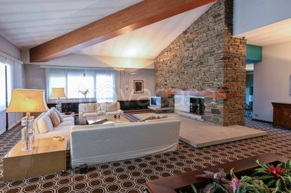villa in vendita a Gozzano