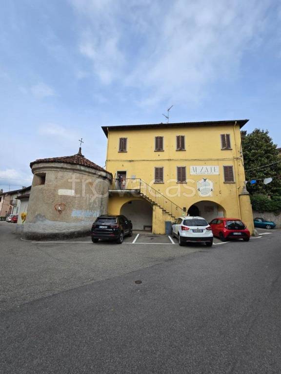 appartamento in vendita a Gozzano in zona Auzate