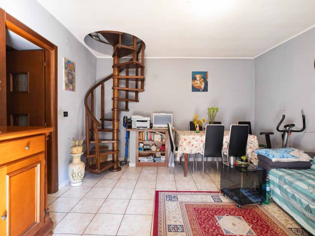 casa indipendente in vendita a Gozzano