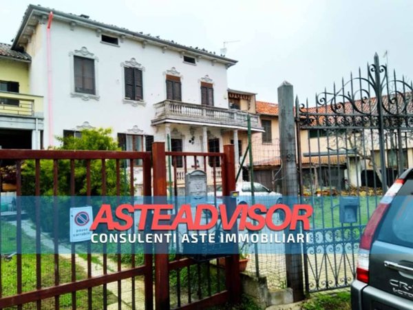 casa indipendente in vendita a Granozzo con Monticello in zona Monticello