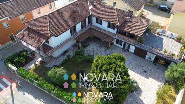 casa indipendente in vendita a Granozzo con Monticello