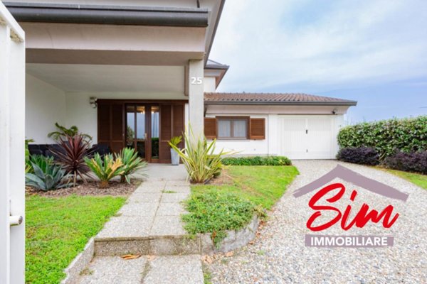 casa indipendente in vendita a Granozzo con Monticello