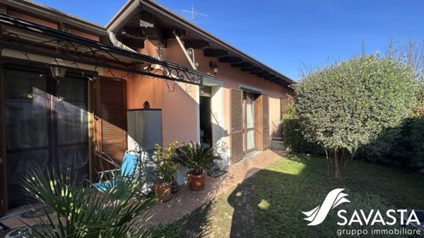 casa indipendente in vendita a Granozzo con Monticello