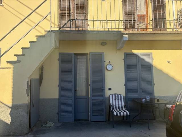 casa indipendente in vendita a Granozzo con Monticello in zona Granozzo