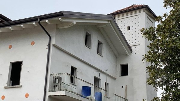 casa indipendente in vendita a Grignasco
