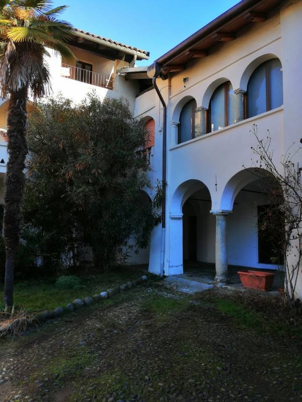 casa indipendente in vendita a Grignasco