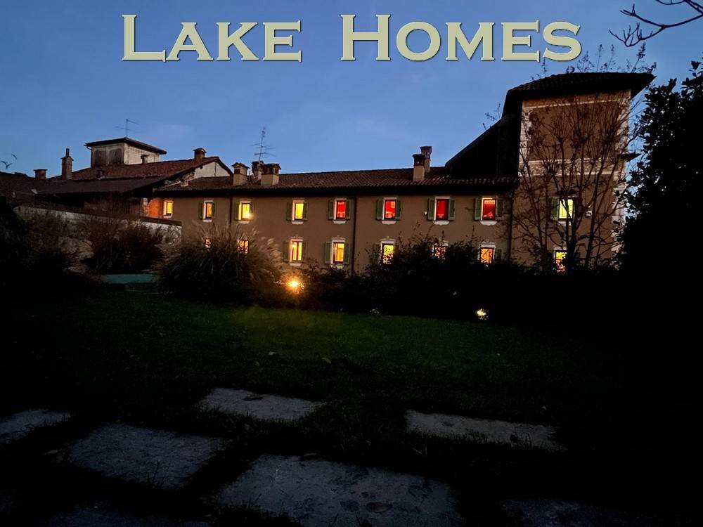 casa indipendente in vendita a Grignasco