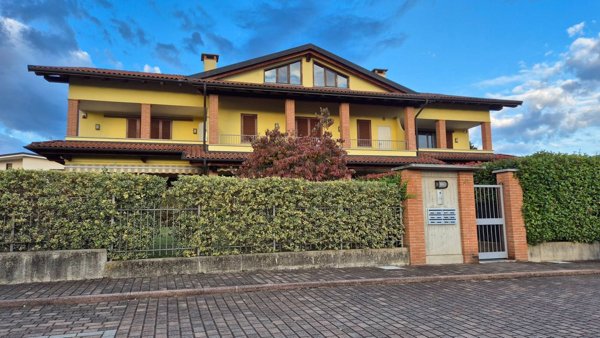 appartamento in vendita a Grignasco in zona Cà Marietta