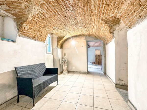 casa indipendente in vendita a Grignasco