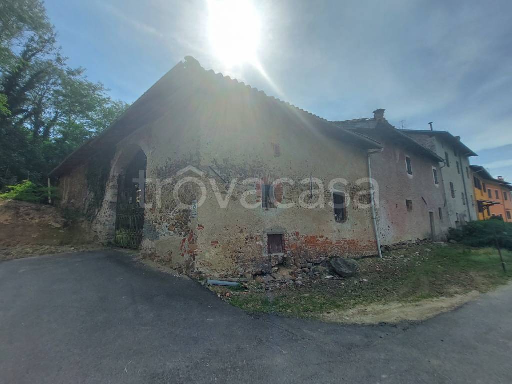 casale in vendita a Grignasco