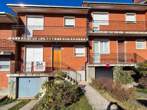 casa indipendente in vendita a Grignasco