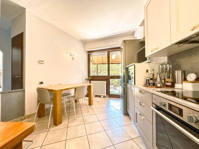 casa indipendente in vendita a Grignasco