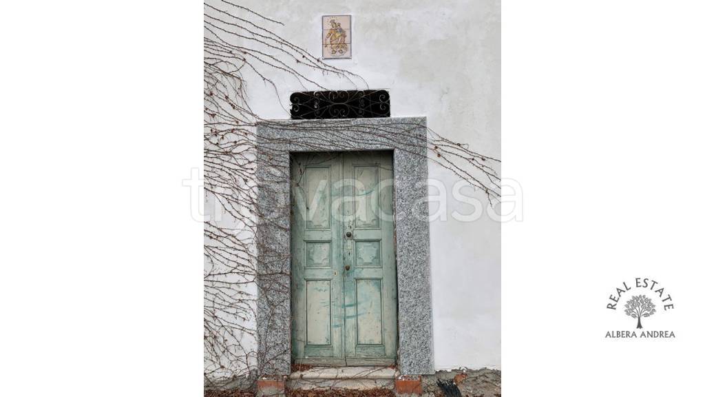 casa indipendente in vendita a Grignasco