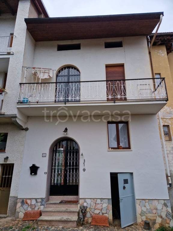 appartamento in vendita a Grignasco in zona Ara