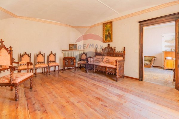 casa indipendente in vendita a Grignasco