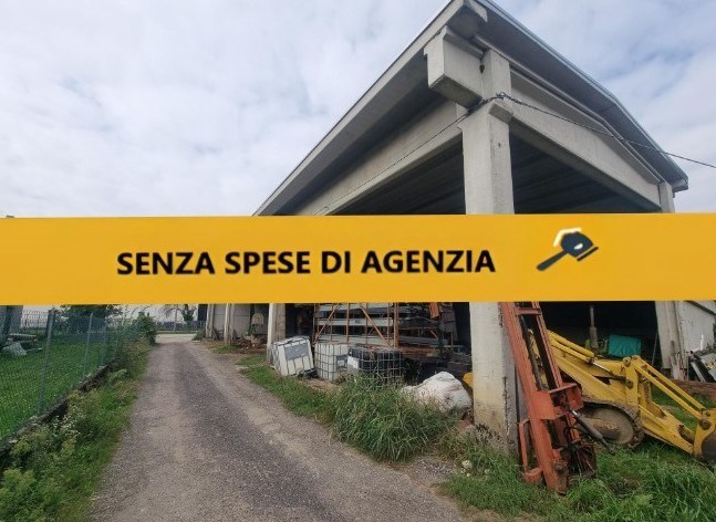 locale commerciale in vendita a Grignasco