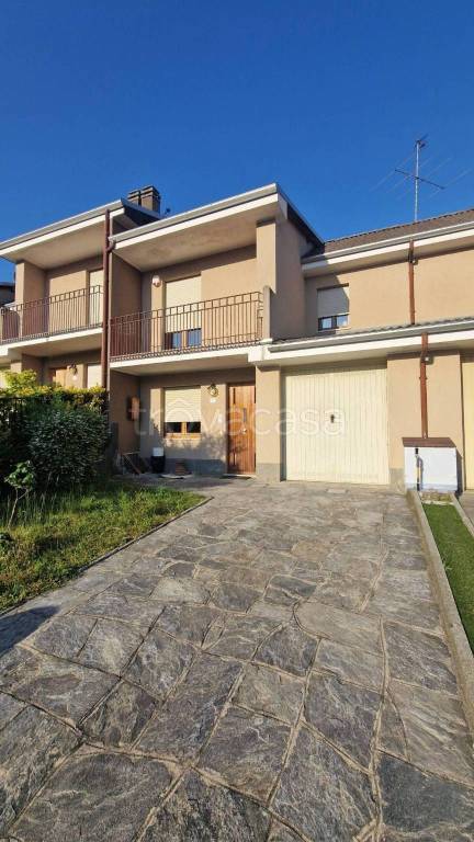 casa indipendente in vendita a Grignasco in zona Cà Marietta