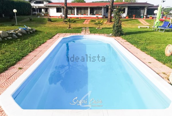 casa indipendente in vendita ad Invorio